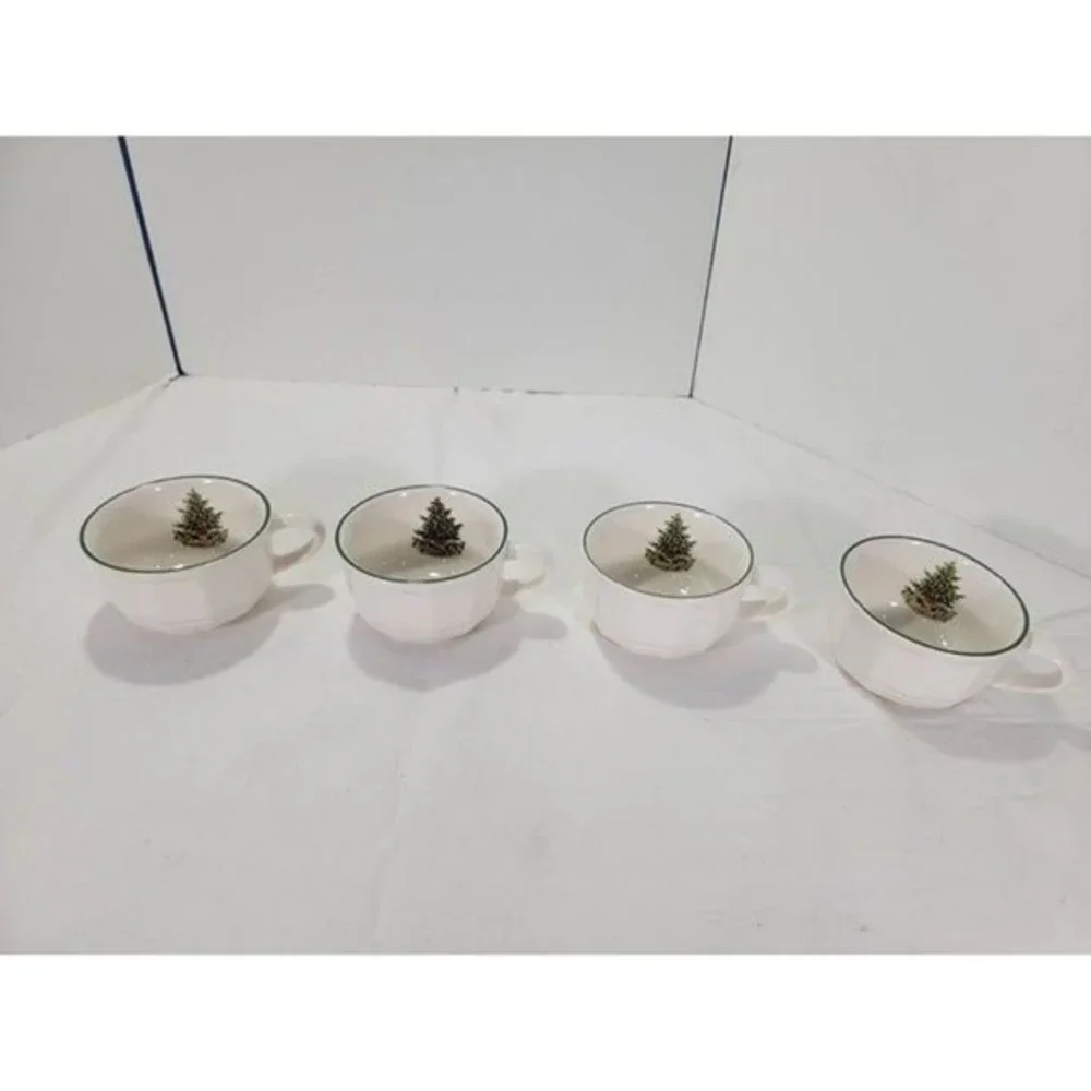 Pfaltzgraff‎ Heritage Christmas Tree Set of 4 Coffee Tea Cups